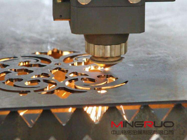 钣金加工中的激光切割到底是什么原理？-长沙兴辉虚拟现实应用有限公司