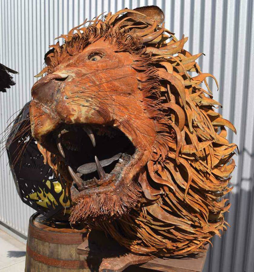 全球钣金新闻-金属制造狂:焊工制作动物的金属钣金-长沙兴辉虚拟现实应用有限公司 全球钣金新闻-金属制造狂:焊工制作动物的金属钣金-长沙兴辉虚拟现实应用有限公司