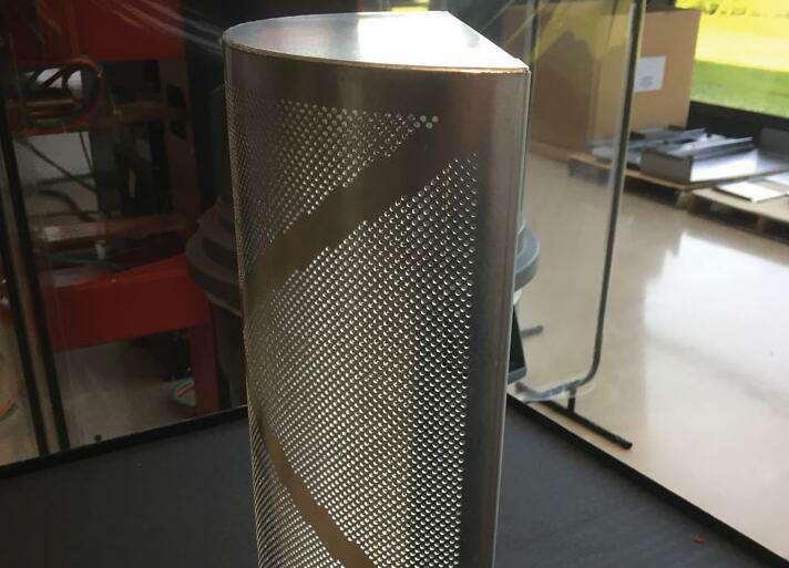 激光焊接技术随着钣金加工行业需求而高速发展-长沙兴辉虚拟现实应用有限公司