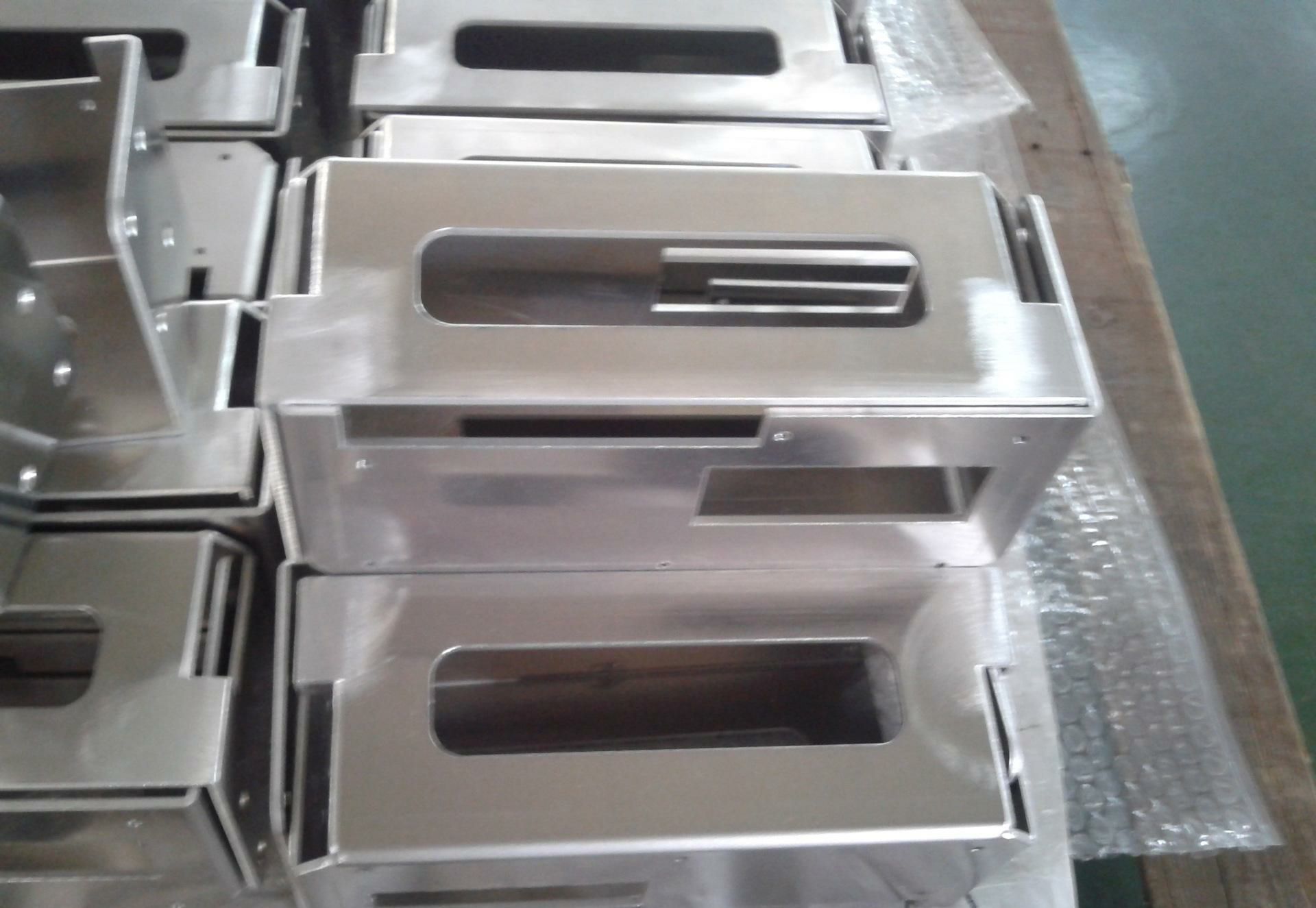 钣金加工时应如何选择材料？-长沙兴辉虚拟现实应用有限公司