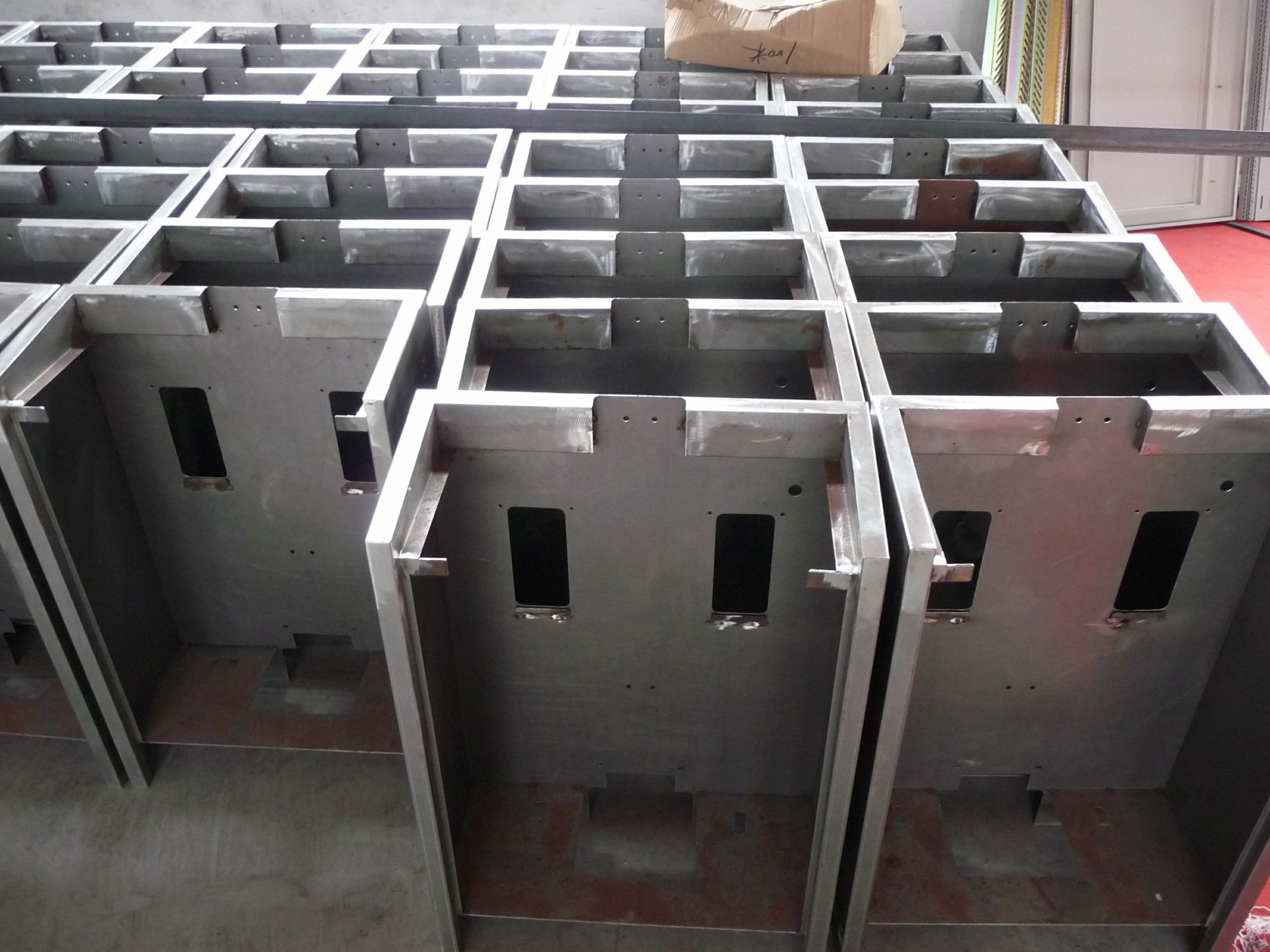 常见的钣金加工工艺-长沙兴辉虚拟现实应用有限公司 常见的钣金加工工艺-长沙兴辉虚拟现实应用有限公司